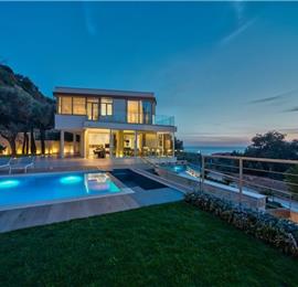 6 bedroom villa with pool and roof terrace, Sveti Staffan, sleeps 12
